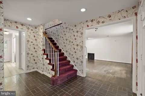 $675,000 | 204 Sorrel Drive, Wilmington, DE 19803