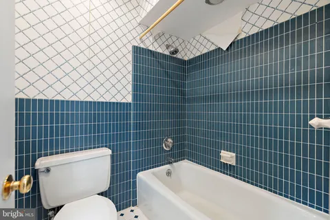 $675,000 | 204 Sorrel Drive, Wilmington, DE 19803