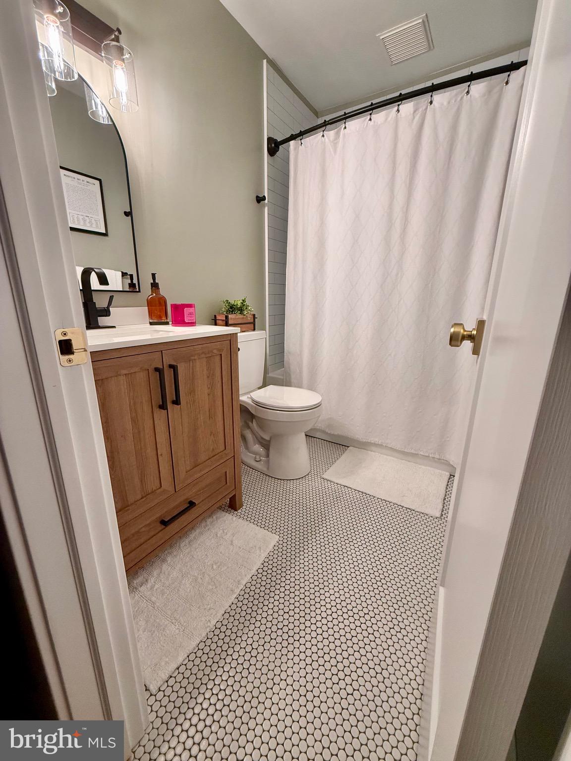 822 Fireside Road York, PA 17404 - Photo 16 of 33 Gallery Image 16