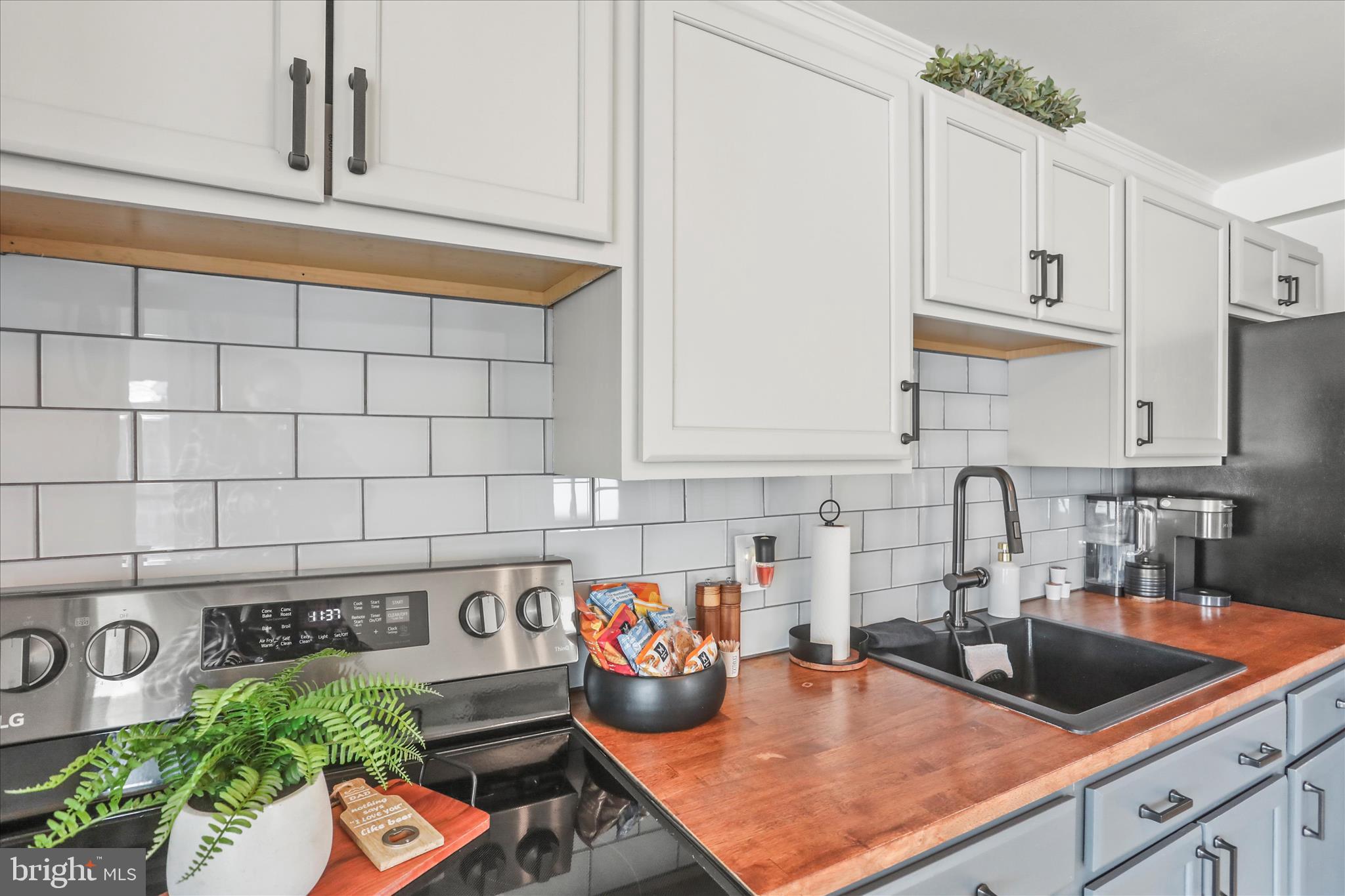 822 Fireside Road York, PA 17404 - Photo 10 of 33 Gallery Image 10