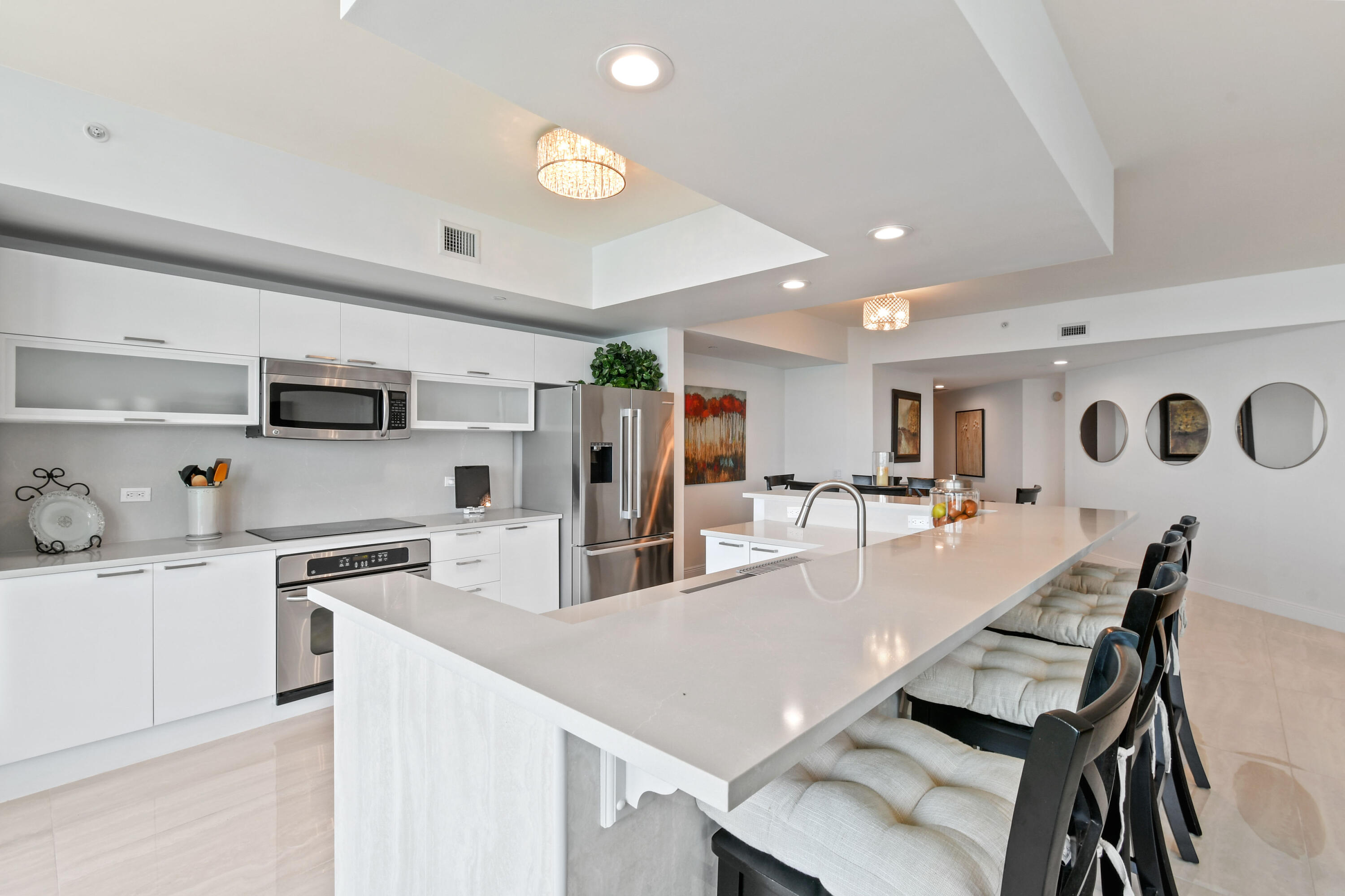 2640 Lake Shore Drive, Unit 207 Riviera Beach, FL 33404 - Photo 12 of 54 Kitchen