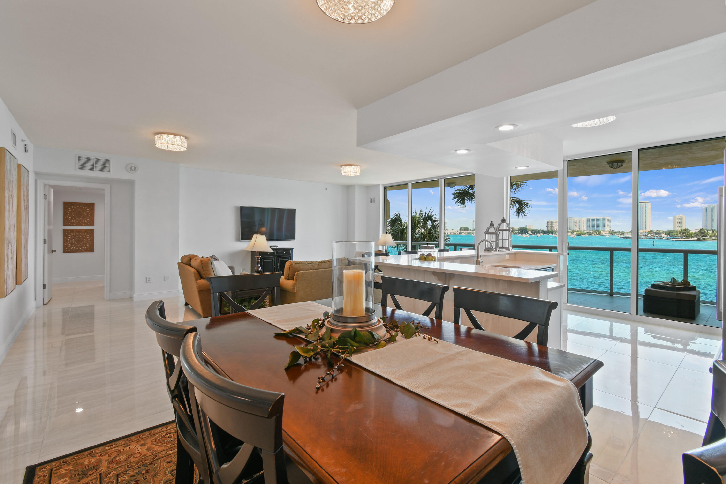 2640 Lake Shore Drive, Unit 207 Riviera Beach, FL 33404 - Photo 16 of 54 Dining