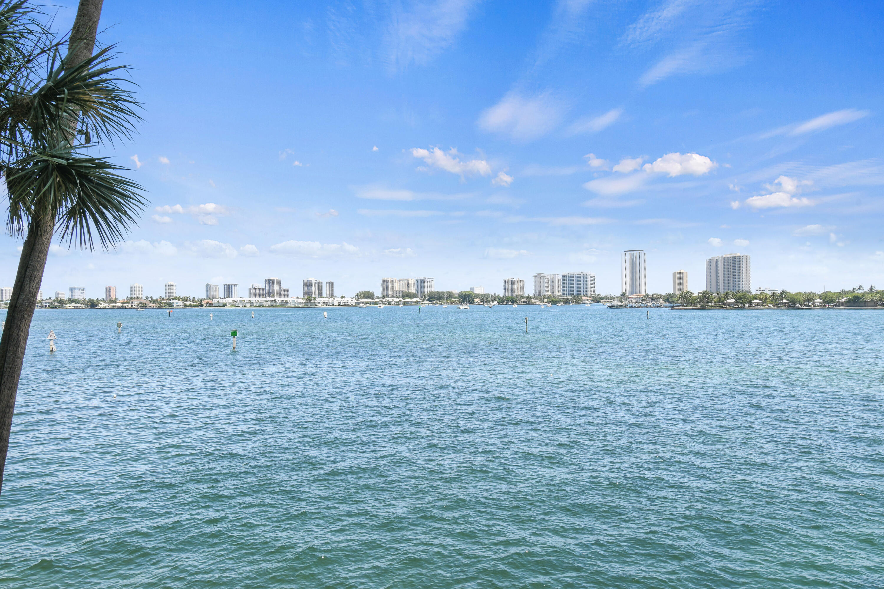 2640 Lake Shore Drive, Unit 207 Riviera Beach, FL 33404 - Photo 43 of 54 2640LakeShoreDr#207_52