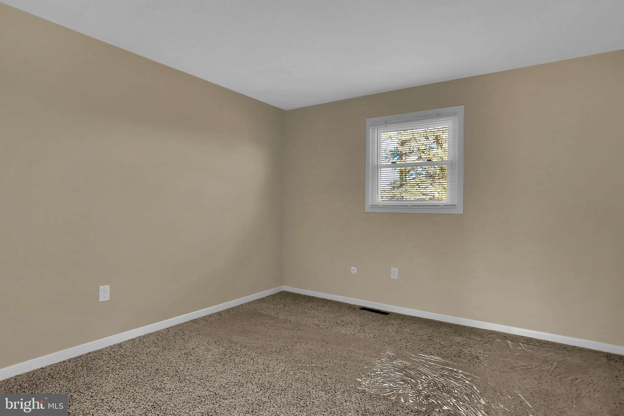 3465 Kingston Road York, PA 17402 - Photo 12 of 30 Gallery Image 12