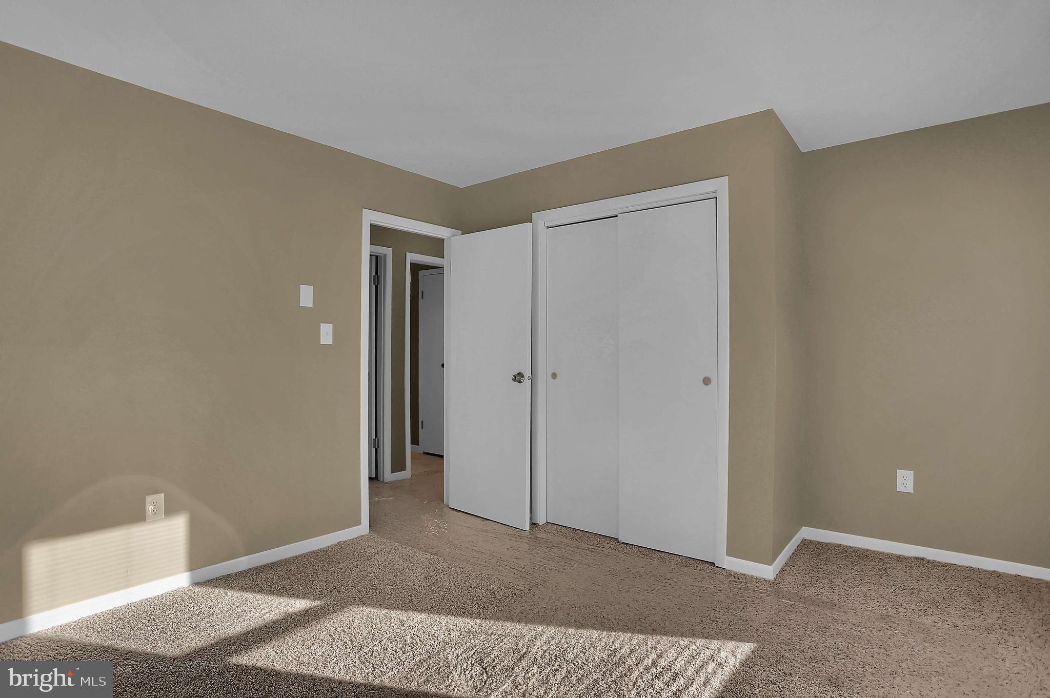 3465 Kingston Road York, PA 17402 - Photo 15 of 30 Gallery Image 15