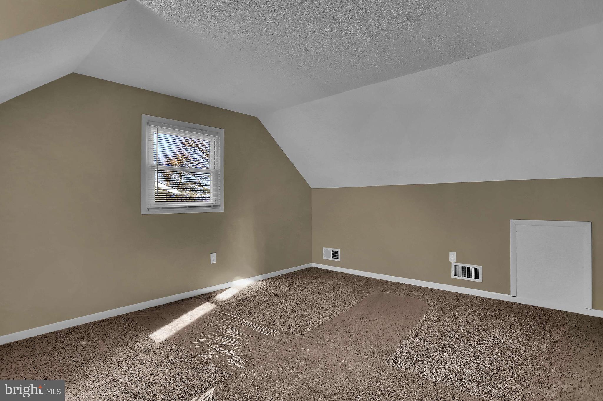 3465 Kingston Road York, PA 17402 - Photo 16 of 30 Gallery Image 16