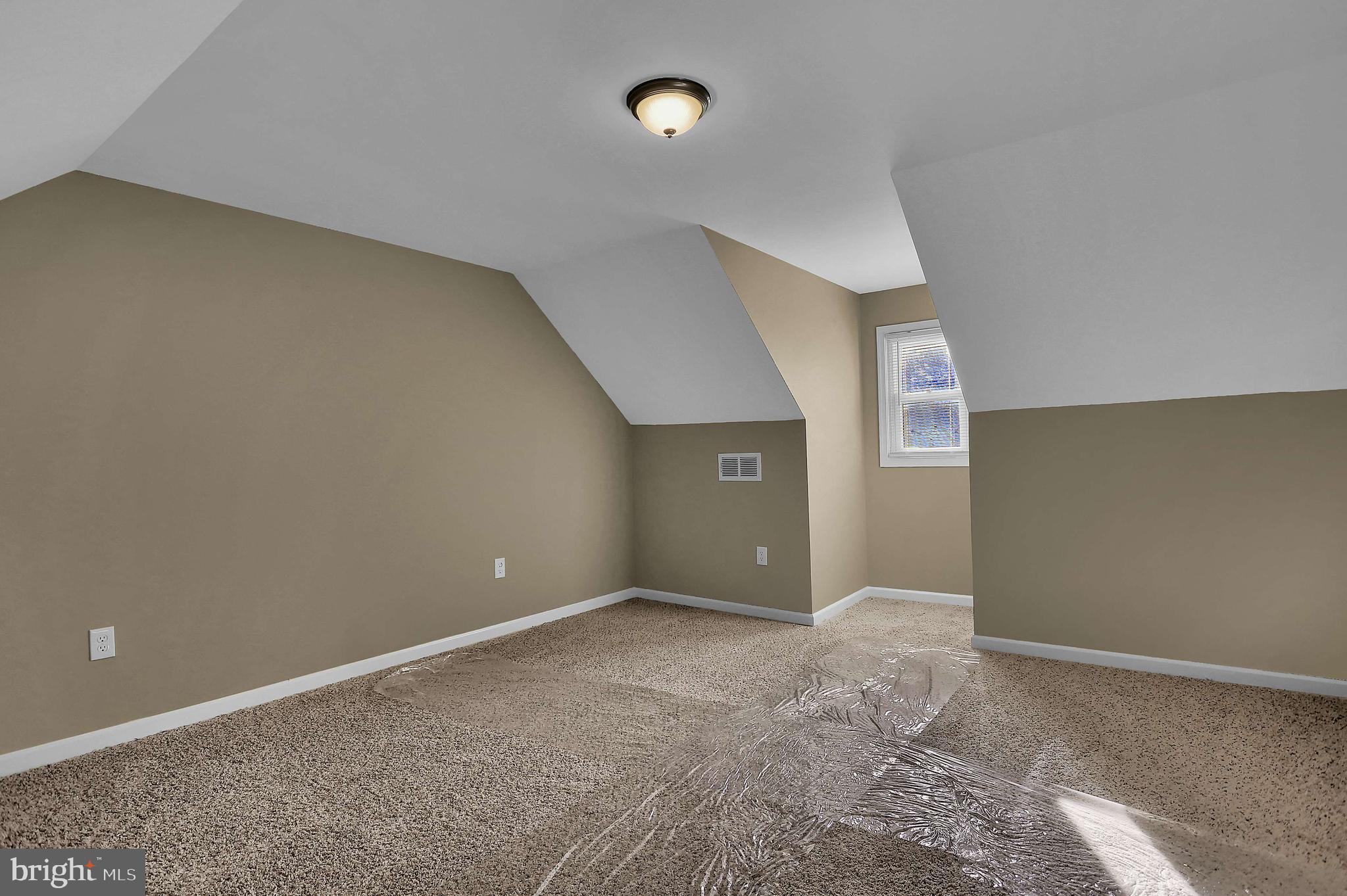 3465 Kingston Road York, PA 17402 - Photo 18 of 30 Gallery Image 18
