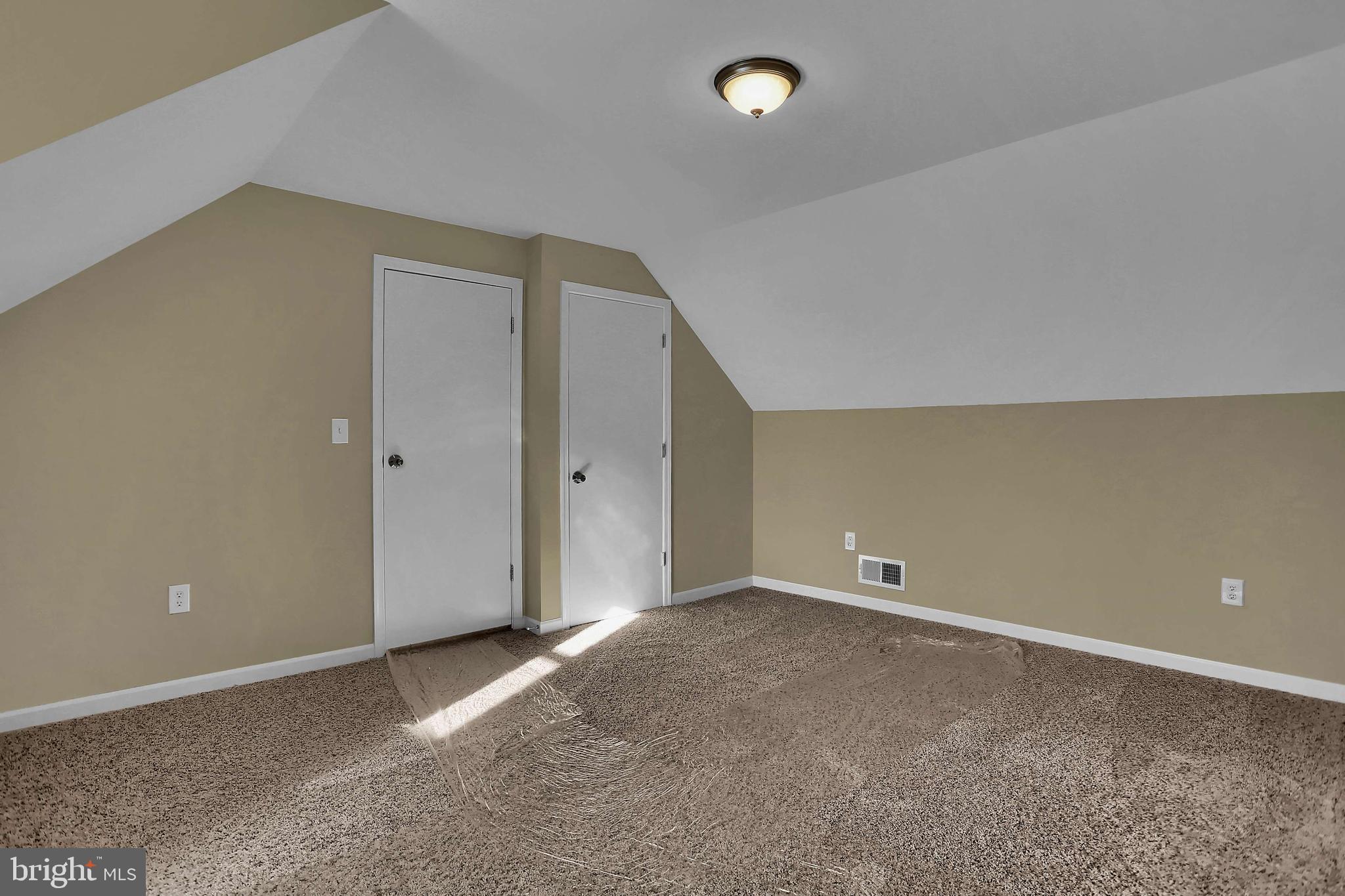 3465 Kingston Road York, PA 17402 - Photo 19 of 30 Gallery Image 19