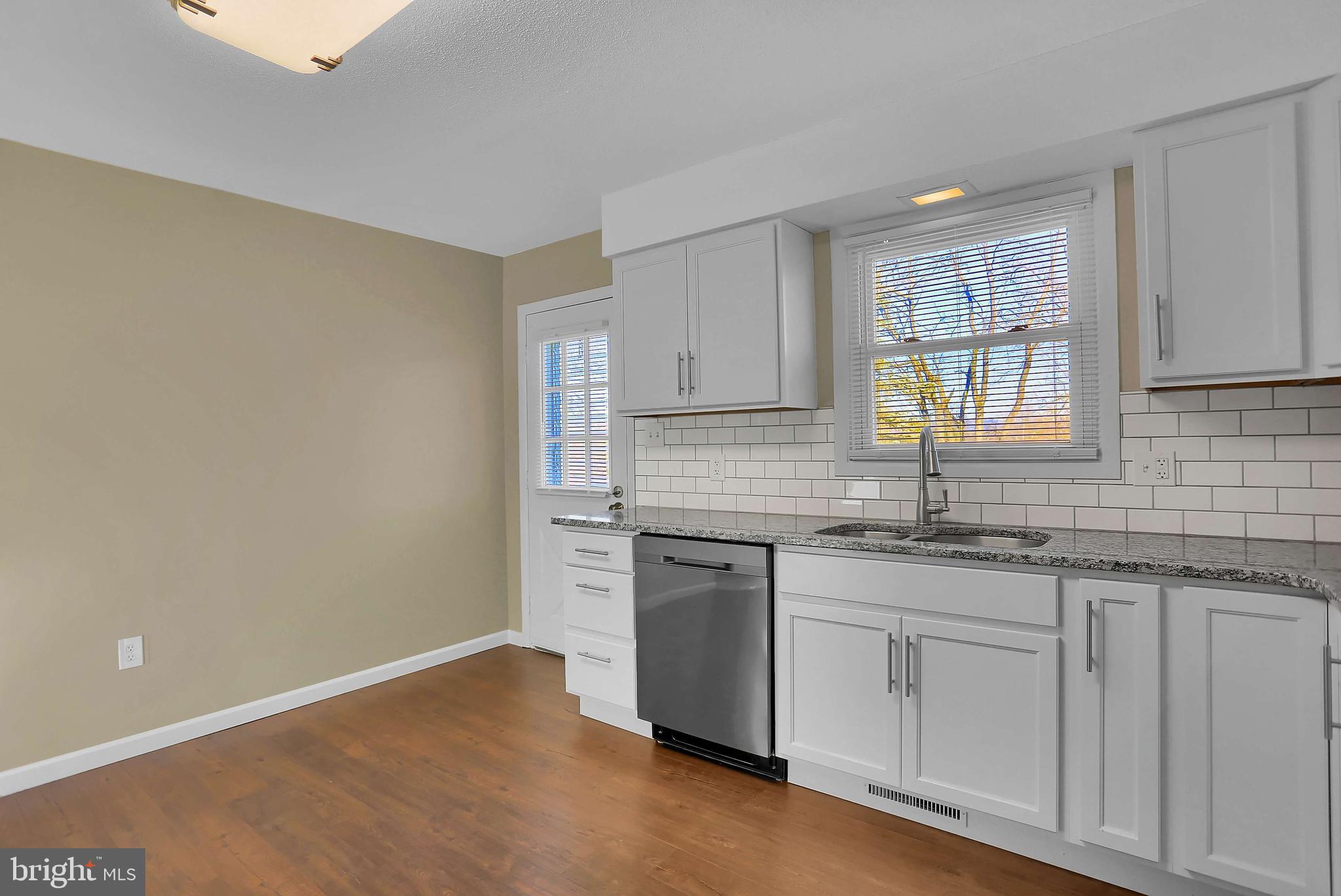 3465 Kingston Road York, PA 17402 - Photo 9 of 30 Gallery Image 9