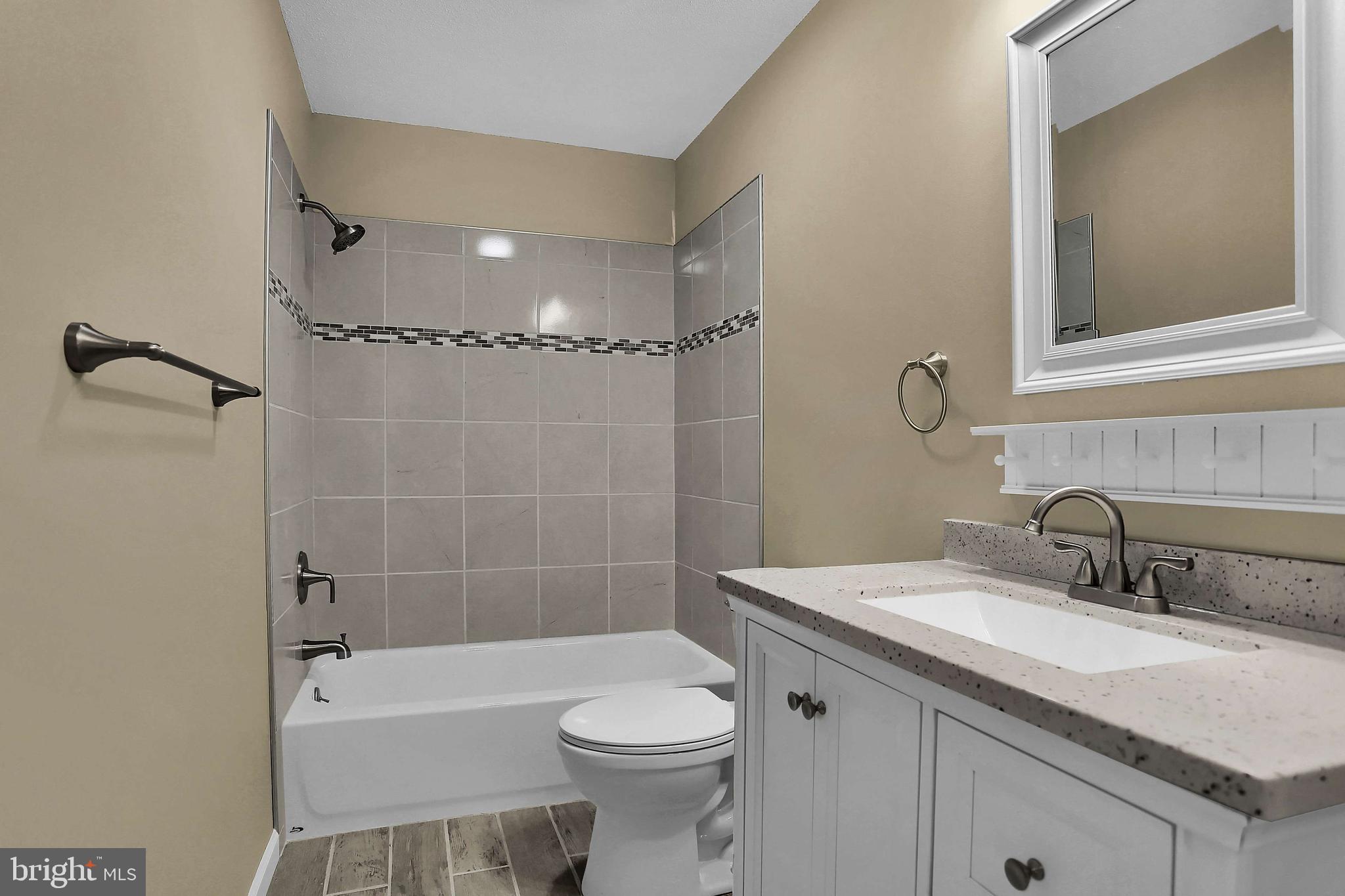3465 Kingston Road York, PA 17402 - Photo 10 of 30 Gallery Image 10