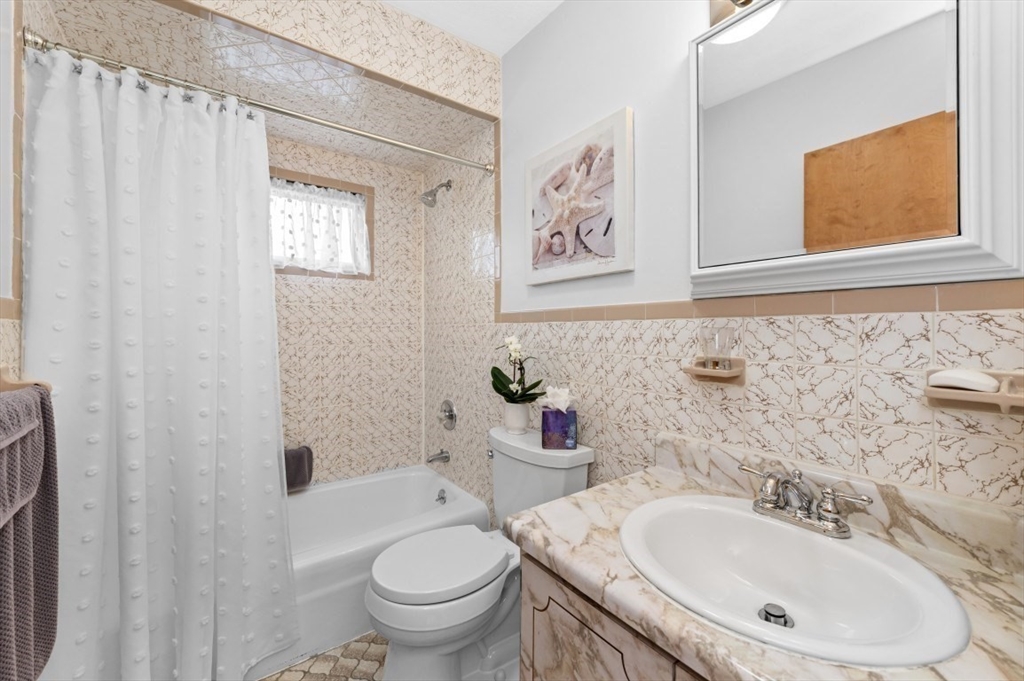213-215 Main Street Melrose, MA 02176 - Photo 31 of 41