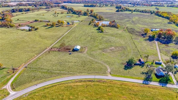 $614,000 | Tbd Tbd County Road, Warrensburg, MO 64093