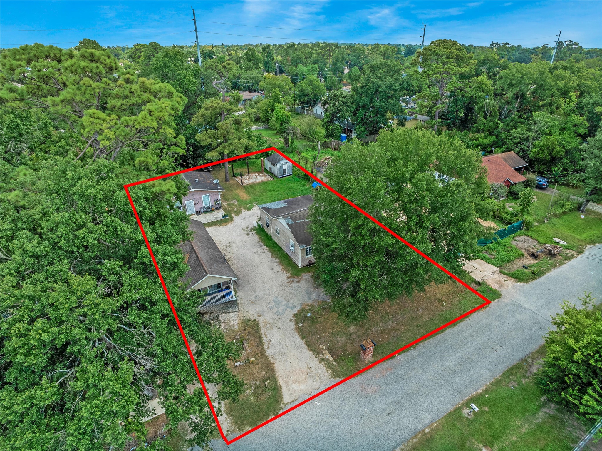 4915 Fitch Street Houston, TX 77016 - Photo 11 of 13 an aerial view of a yard