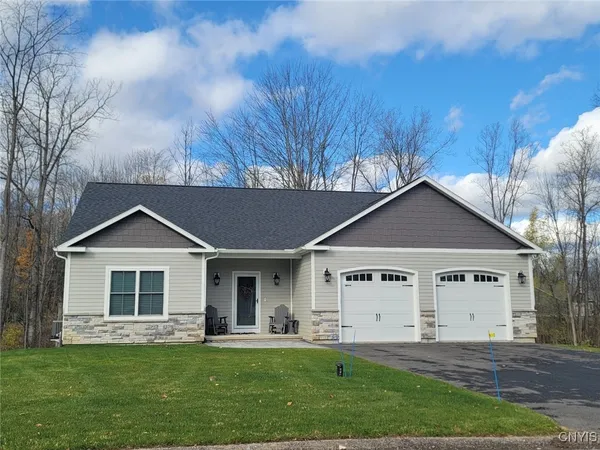 $598,760 | 31 R Longview Terrace, Lysander, NY 13027