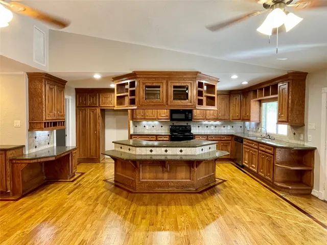 $2,095 | 16803 Castle Fraser Drive, Houston, TX 77084