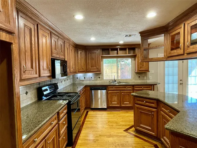 $2,095 | 16803 Castle Fraser Drive, Houston, TX 77084