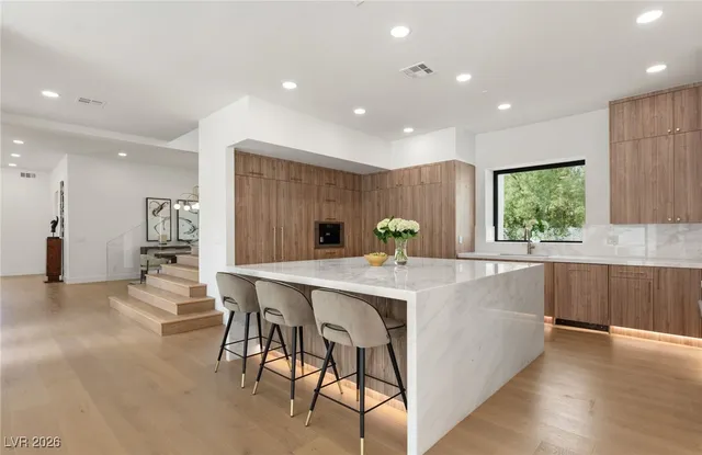 $4,195,000 | 204 Luxaire Court, Las Vegas, NV 89144