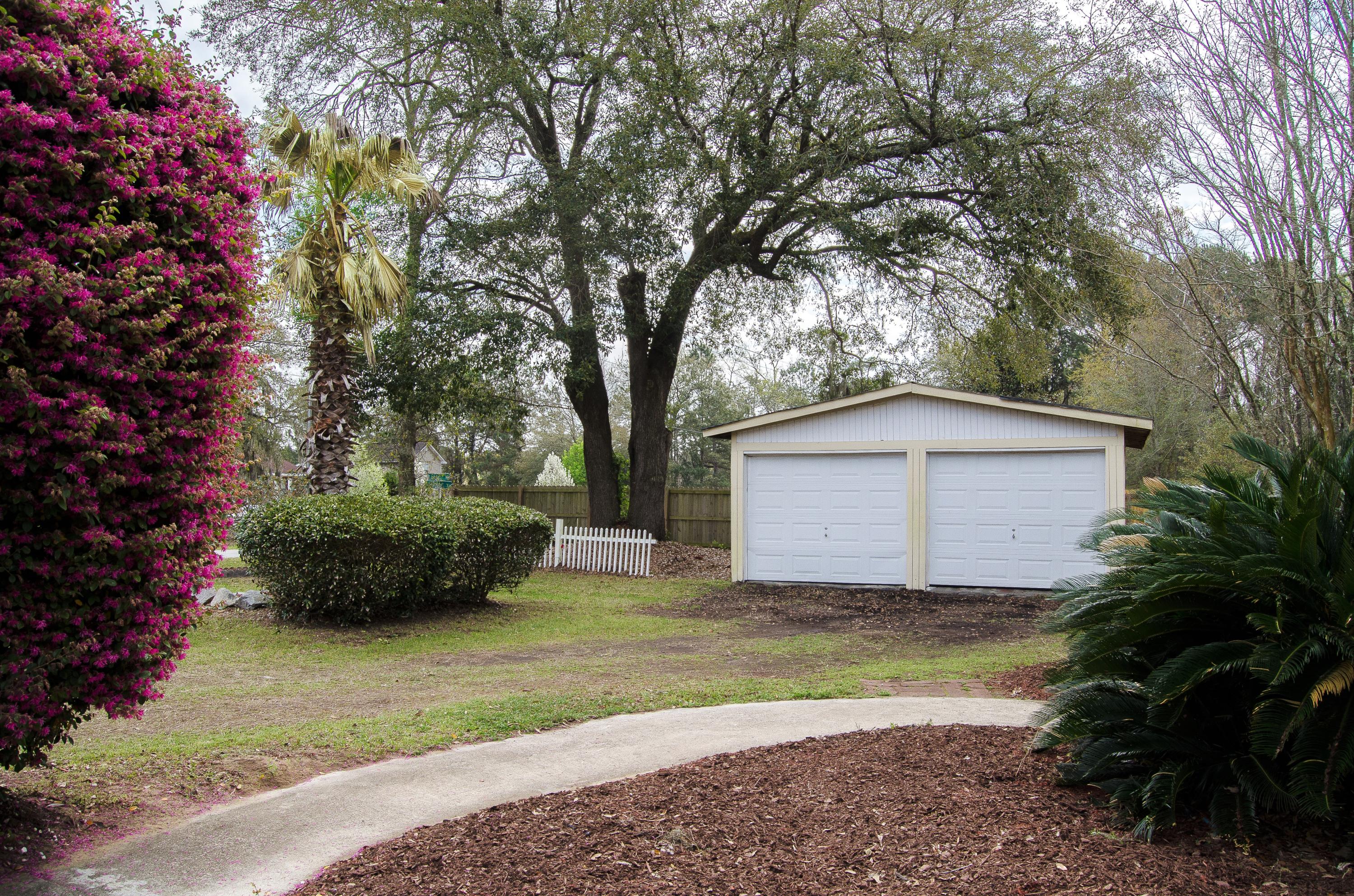 1229 Lieben Road Mount Pleasant, SC 29466 - Photo 13 of 14 DSC_1503 (2).jpg