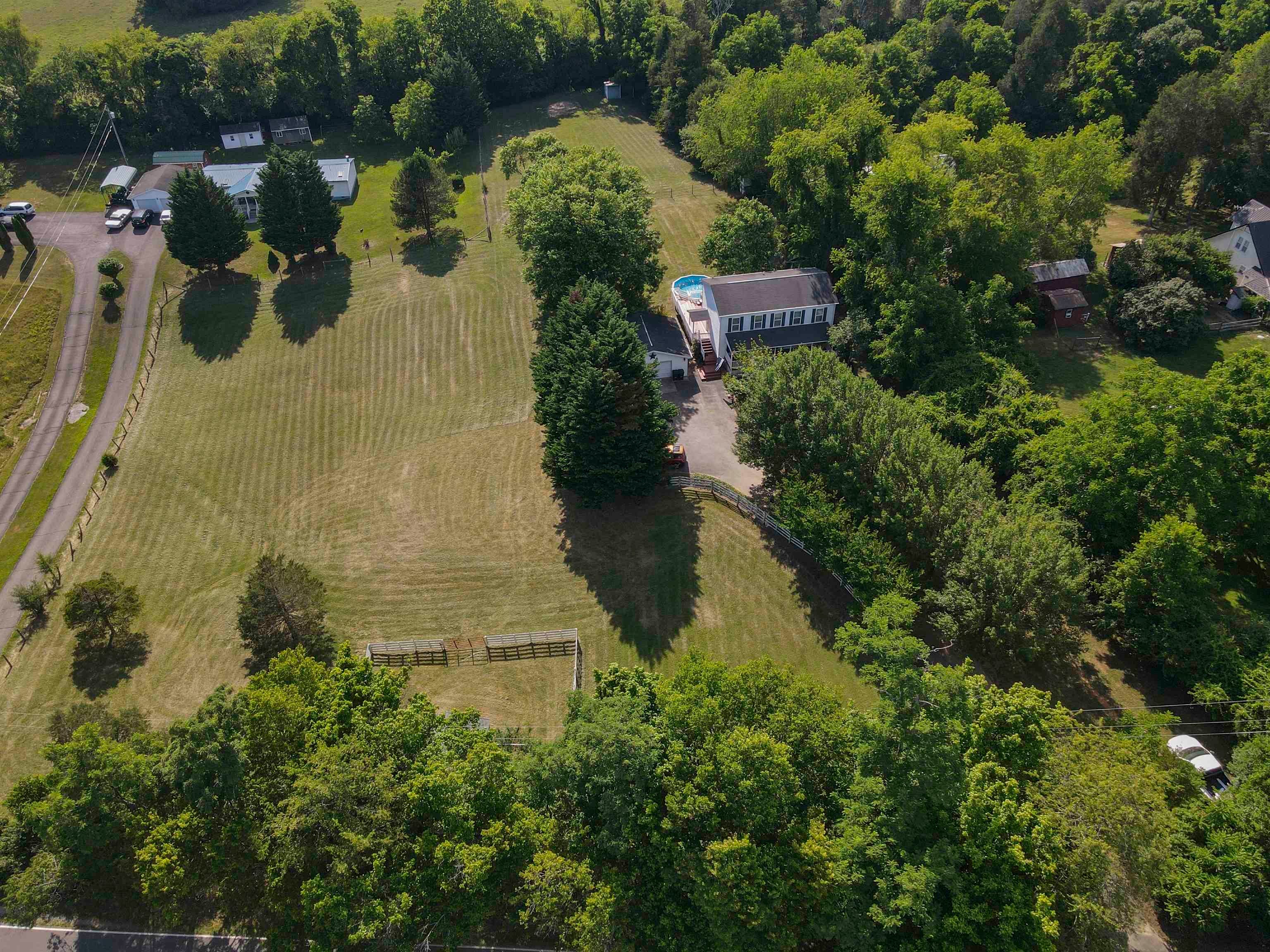 7225 Gate Ten Road Radford, VA 24141 - Photo 6 of 87 Gallery Image 6