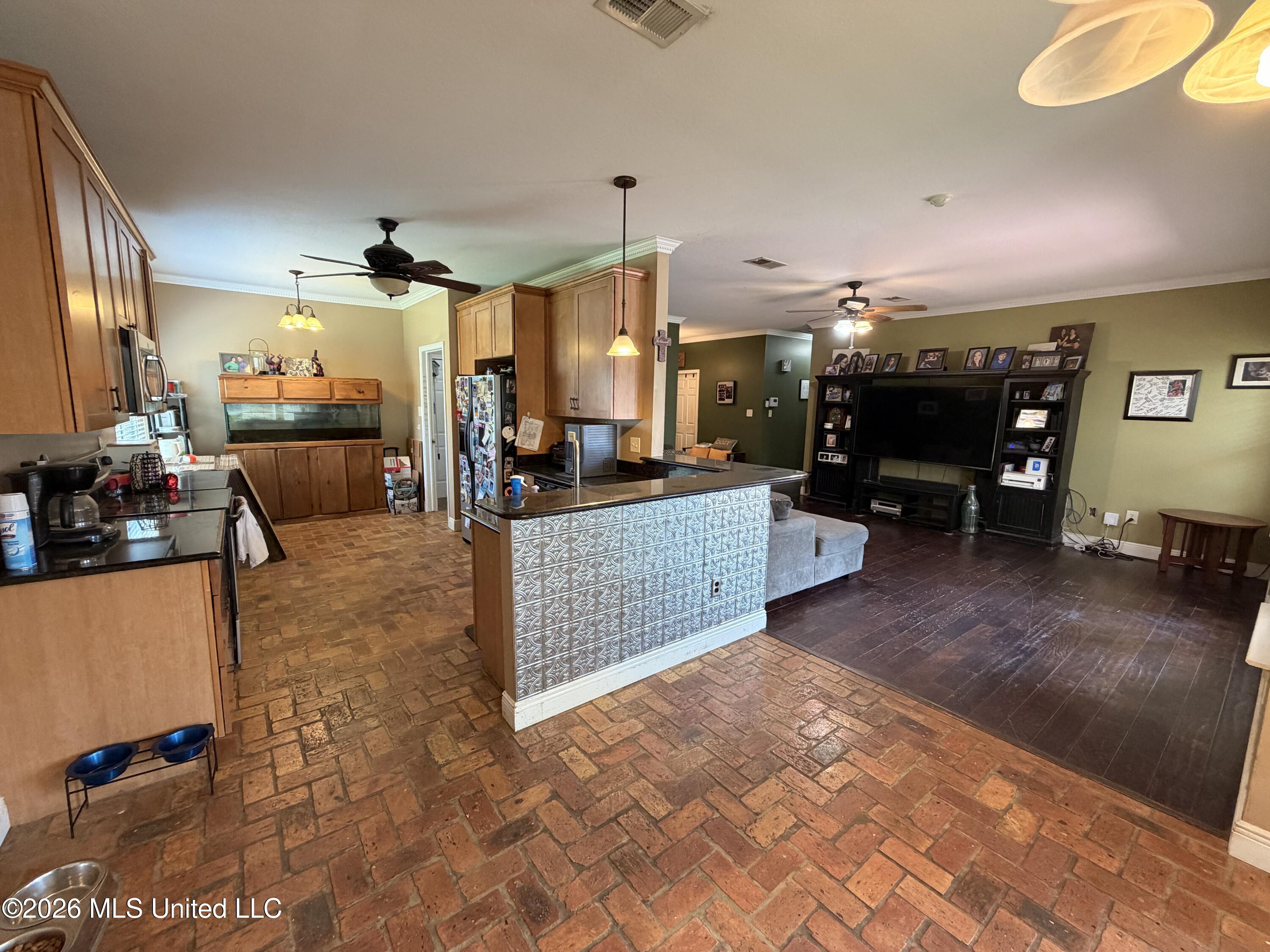 6700 Rue Mornay South Biloxi, MS 39532 - Photo 11 of 30 IMG_0063