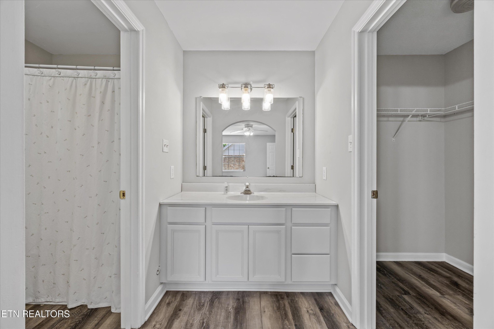 3323 Laurel View Road Knoxville, TN 37917 - Photo 9 of 15 Gallery Image 9