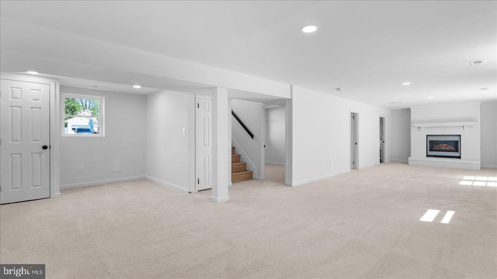 804 Suburbian Road Reisterstown, MD 21136 - Photo 30 of 36 an empty room with windows and entrance