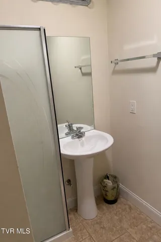 $205,999 | 205 Dawn Drive, Unit 6, Elizabethton, TN 37643