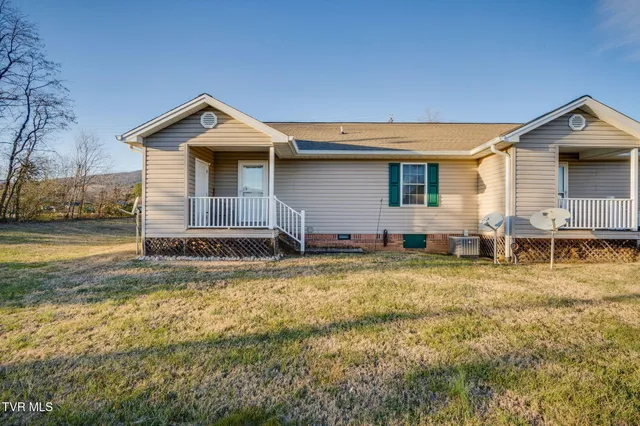 $205,999 | 205 Dawn Drive, Unit 6, Elizabethton, TN 37643