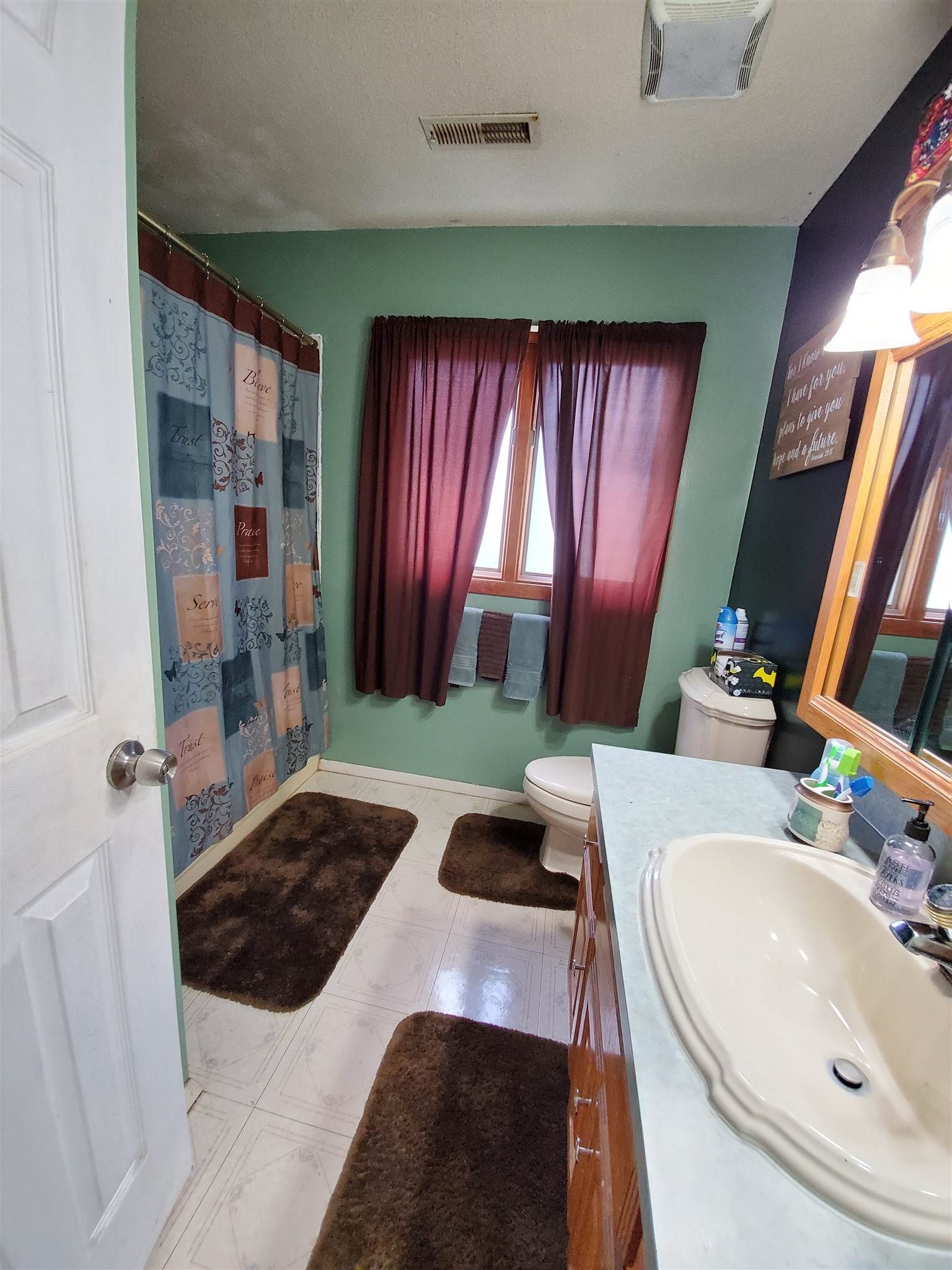 109 Maxton Drive Butler, IN 46721 - Photo 11 of 22 Gallery Image 11