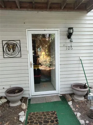 $220,000 | 106 Gettysburg Place, Atlanta, GA 30350