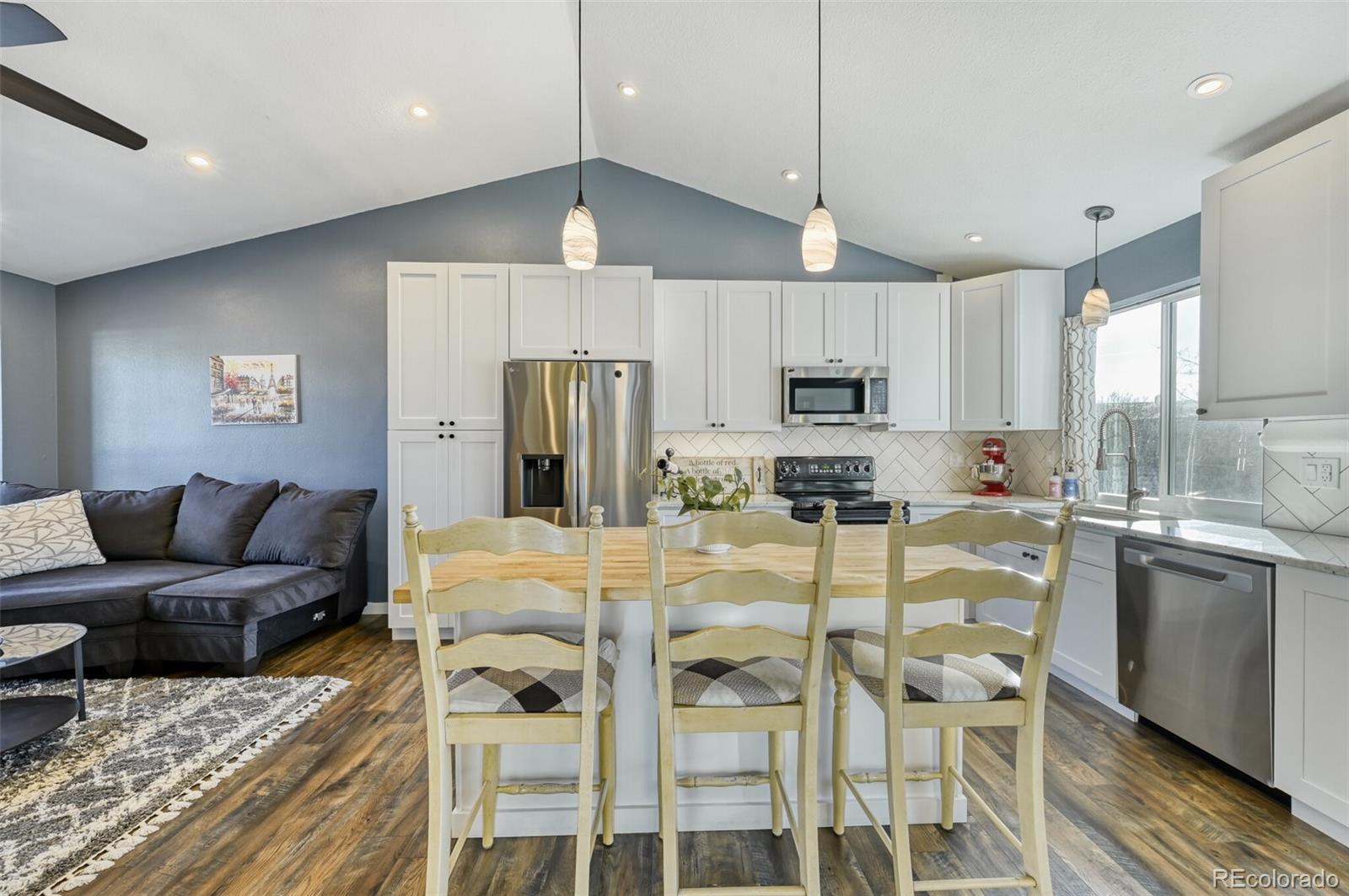 10587 Routt Lane Broomfield, CO 80021 - Photo 11 of 29