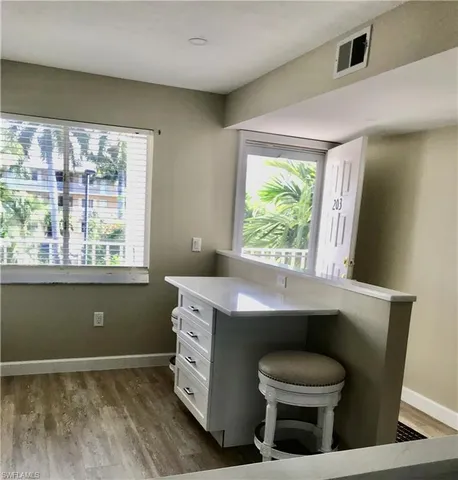 $3,700 | 3032 Sandpiper Bay Circle, Unit G203, Naples, FL 34112