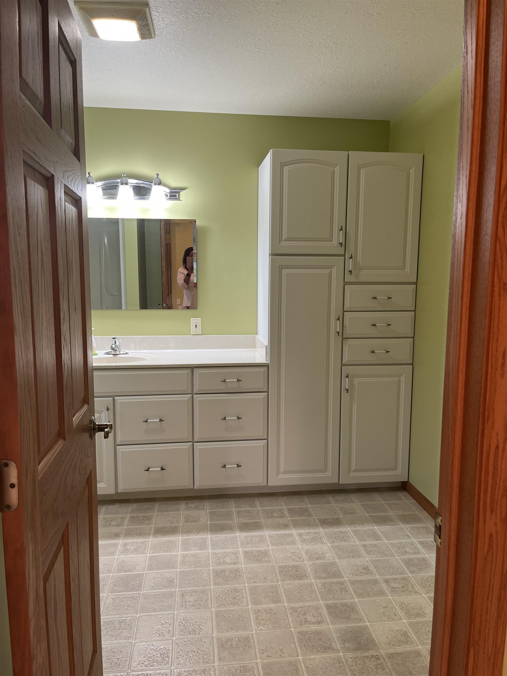 1225 South 8 Mile Road Kawkawlin, MI 48631 - Photo 42 of 57