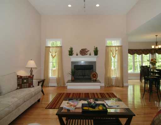 26 Bourque Road Cumberland, RI 02864 - Photo 11 of 12 Living Room.