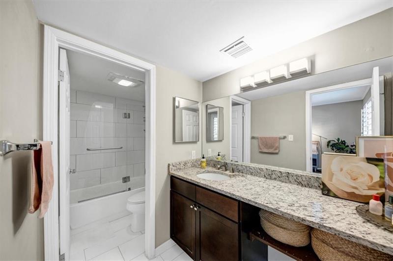 37 La Rue Place Northwest Atlanta, GA 30327 - Photo 22 of 35