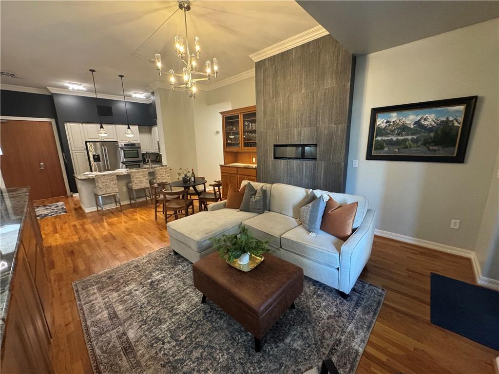 4900 Central Street, Unit 101 Kansas City, MO 64112 - Photo 2 of 37