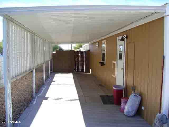 2137 South Tomahawk Road Apache Junction, AZ 85119 - Photo 19 of 26 Covered patio