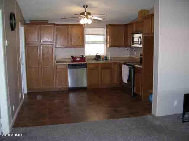 2137 South Tomahawk Road Apache Junction, AZ 85119 - Photo 7 of 26 Kitchen