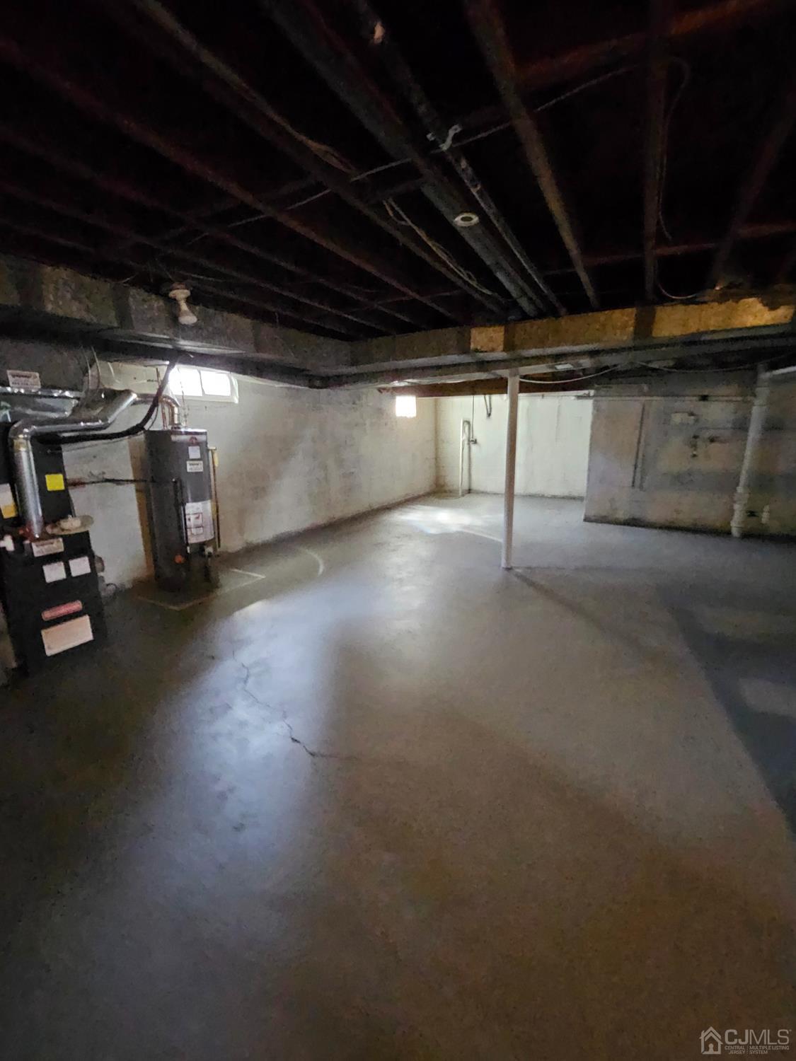 190 Berkeley Terrace Plainfield, NJ 07062 - Photo 21 of 23 a view of a parking area