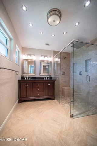 $3,500 | 864 North Beach Street, Ormond Beach, FL 32174