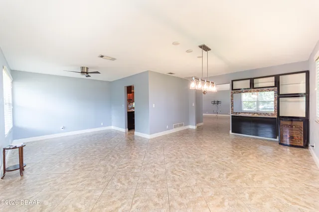 $3,500 | 864 North Beach Street, Ormond Beach, FL 32174