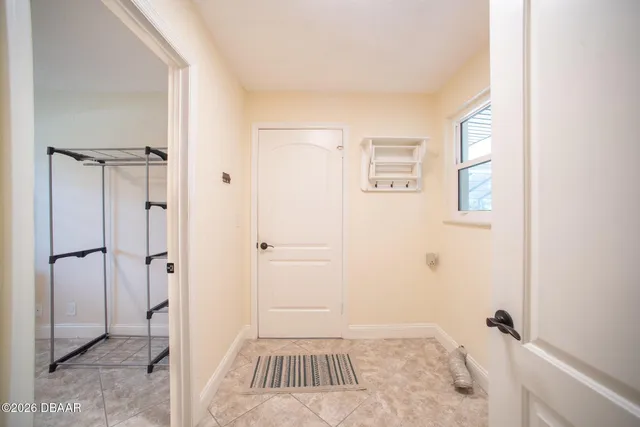 $3,500 | 864 North Beach Street, Ormond Beach, FL 32174