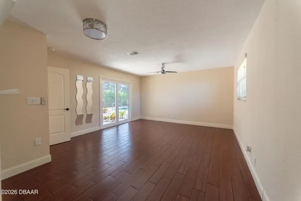 a view of an empty walk in closet