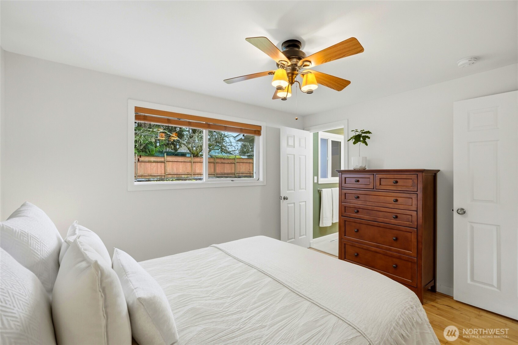 7804 200th Street Southwest Edmonds, WA 98026 - Photo 20 of 37