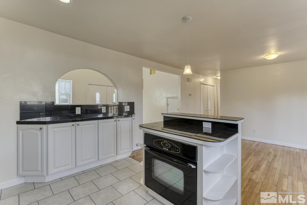 780 Barry M Circle Reno, NV 89503 - Photo 14 of 40 Photo 14