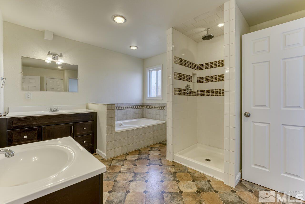 780 Barry M Circle Reno, NV 89503 - Photo 20 of 40 Photo 20