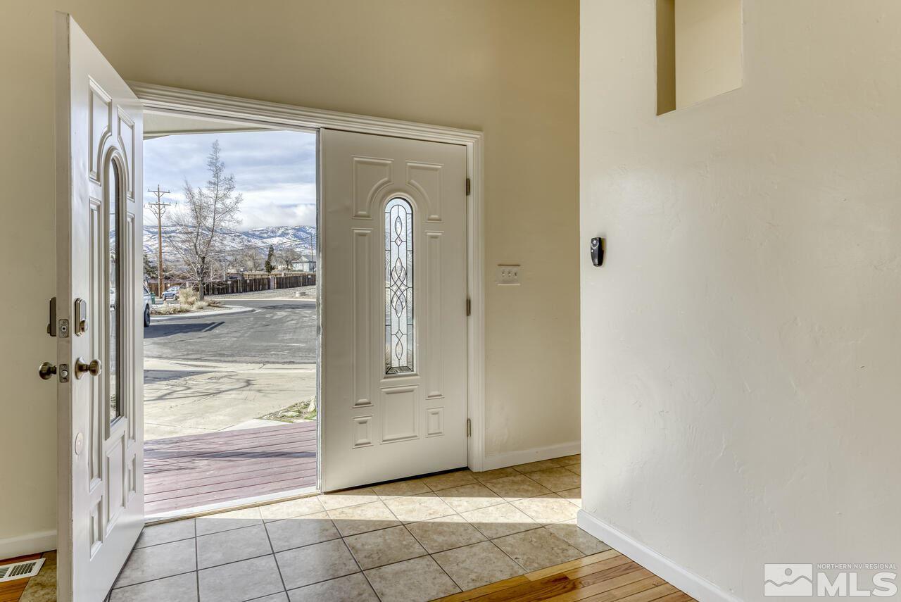 780 Barry M Circle Reno, NV 89503 - Photo 3 of 40 Photo 3