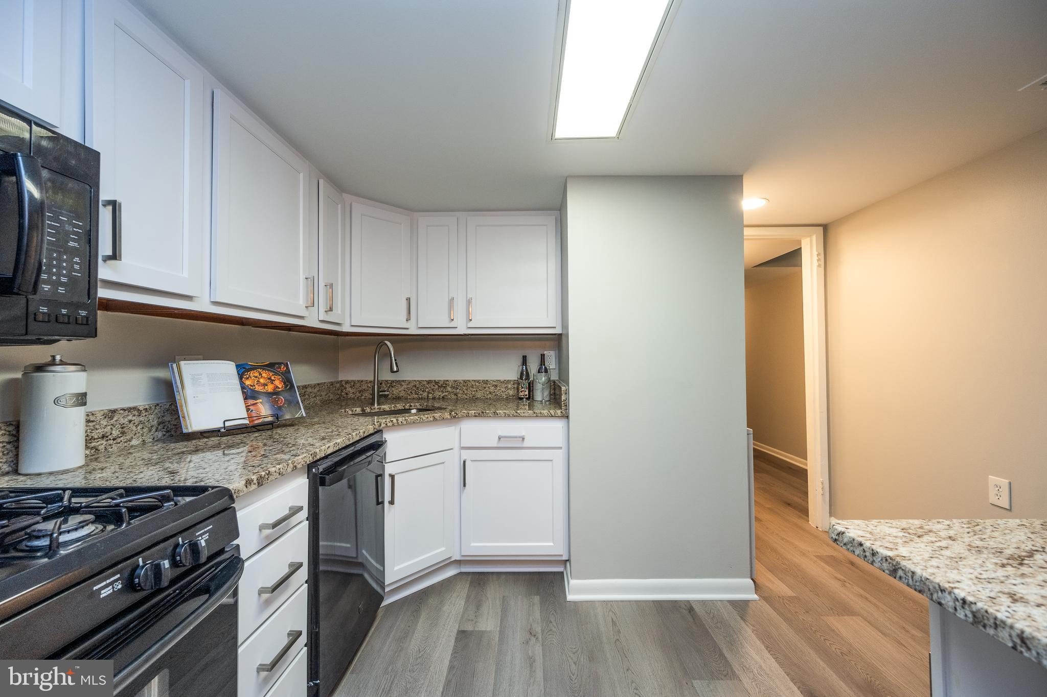 1403 Northgate Square, Unit 1B Reston, VA 20190 - Photo 3 of 23 Kitchen