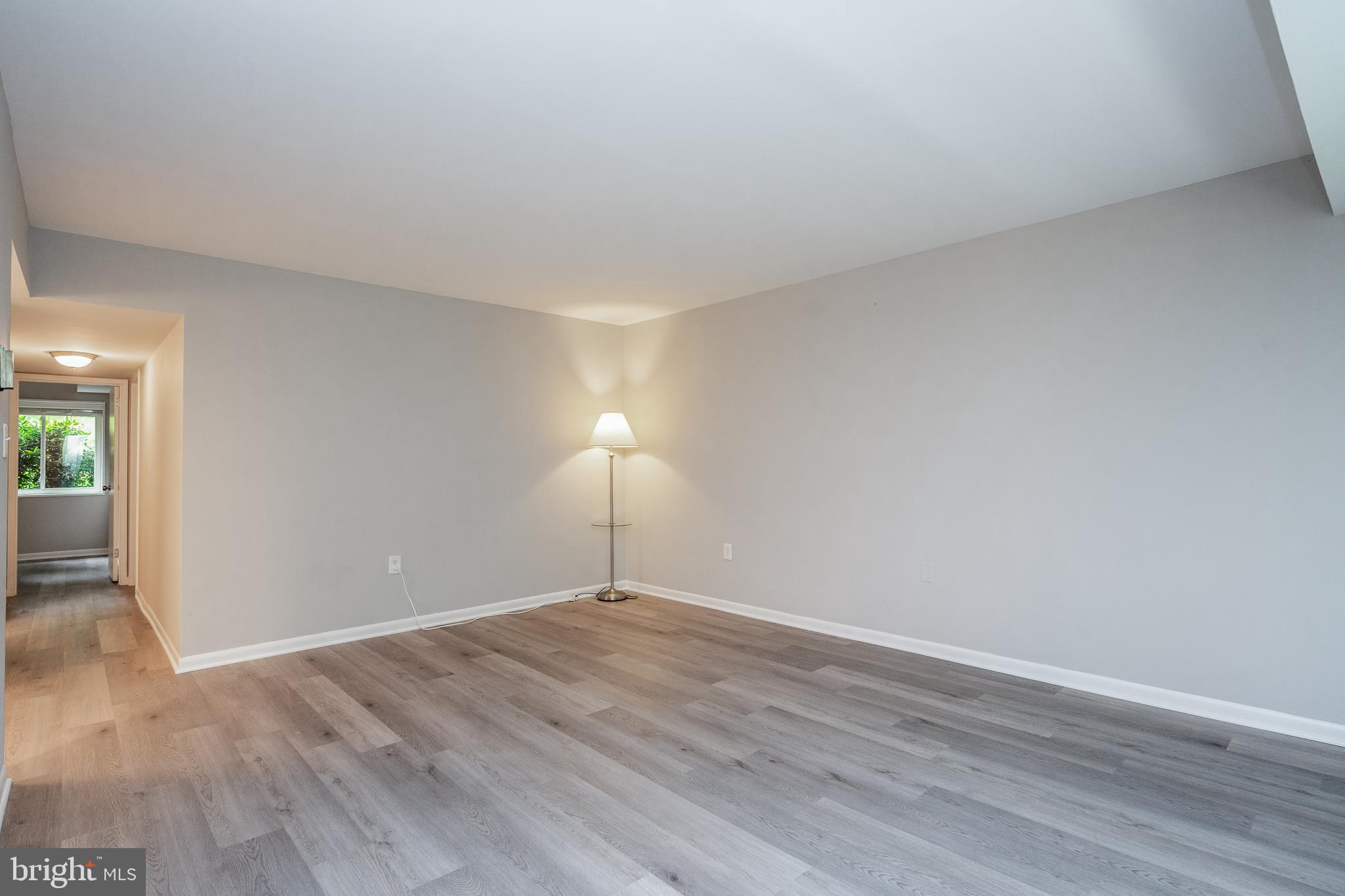 1403 Northgate Square, Unit 1B Reston, VA 20190 - Photo 9 of 23 Spacious Living Room