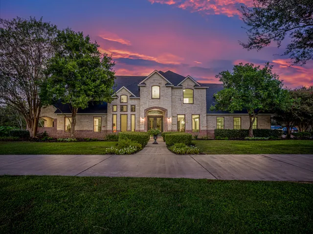 $1,400,000 | 7118 Foster Creek Drive, Richmond, TX 77406